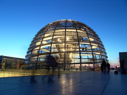 Bundestag beschließt am 08.09.2023 Novelle des Gebäudeenergiegesetzes - Kurzüberblick zum Gesetz groß