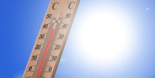 Außen heiß, innen kühl - Tipps für den Hitzeschutz im Sommer groß