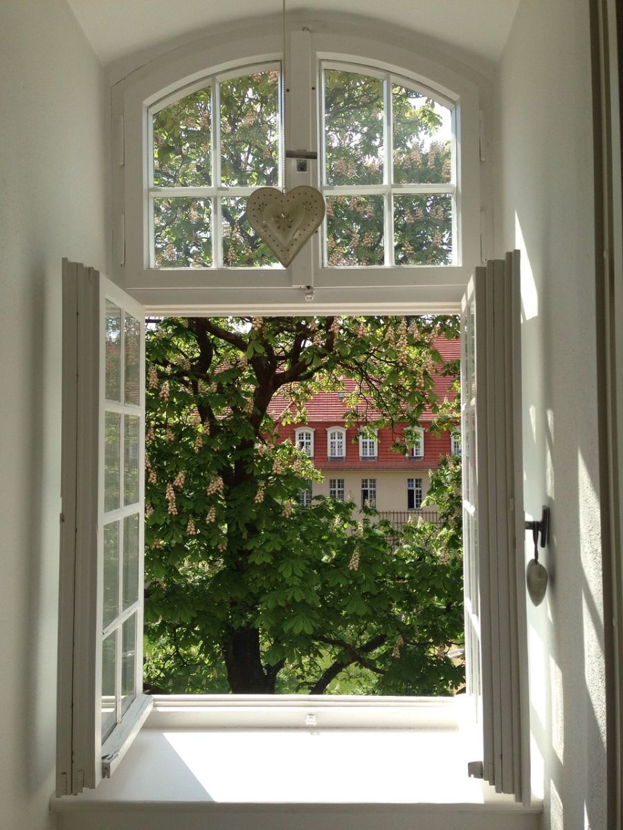 Wie erreicht man eine gute Luftqualität im Haus bzw. in der Wohnung?